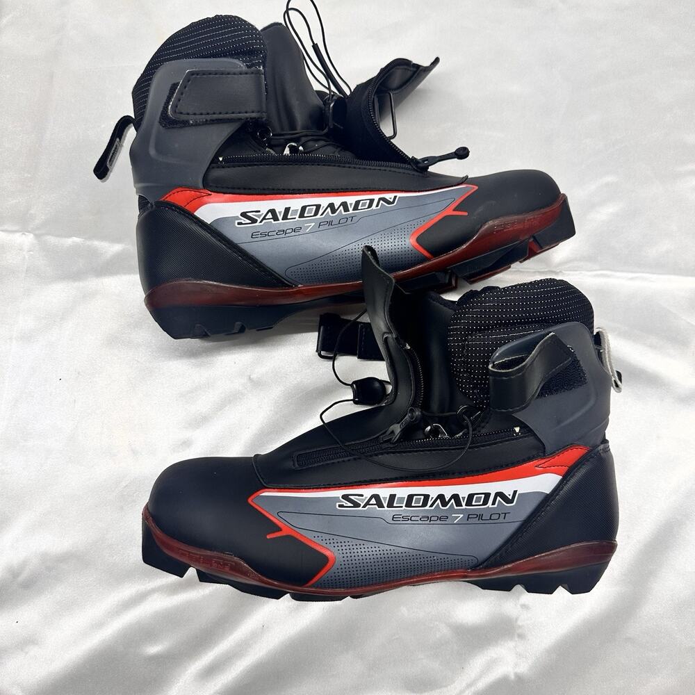 Salomon Escape 7 Pilot CF Cross Country Ski Boots Men's US 10.5 EUC SNS